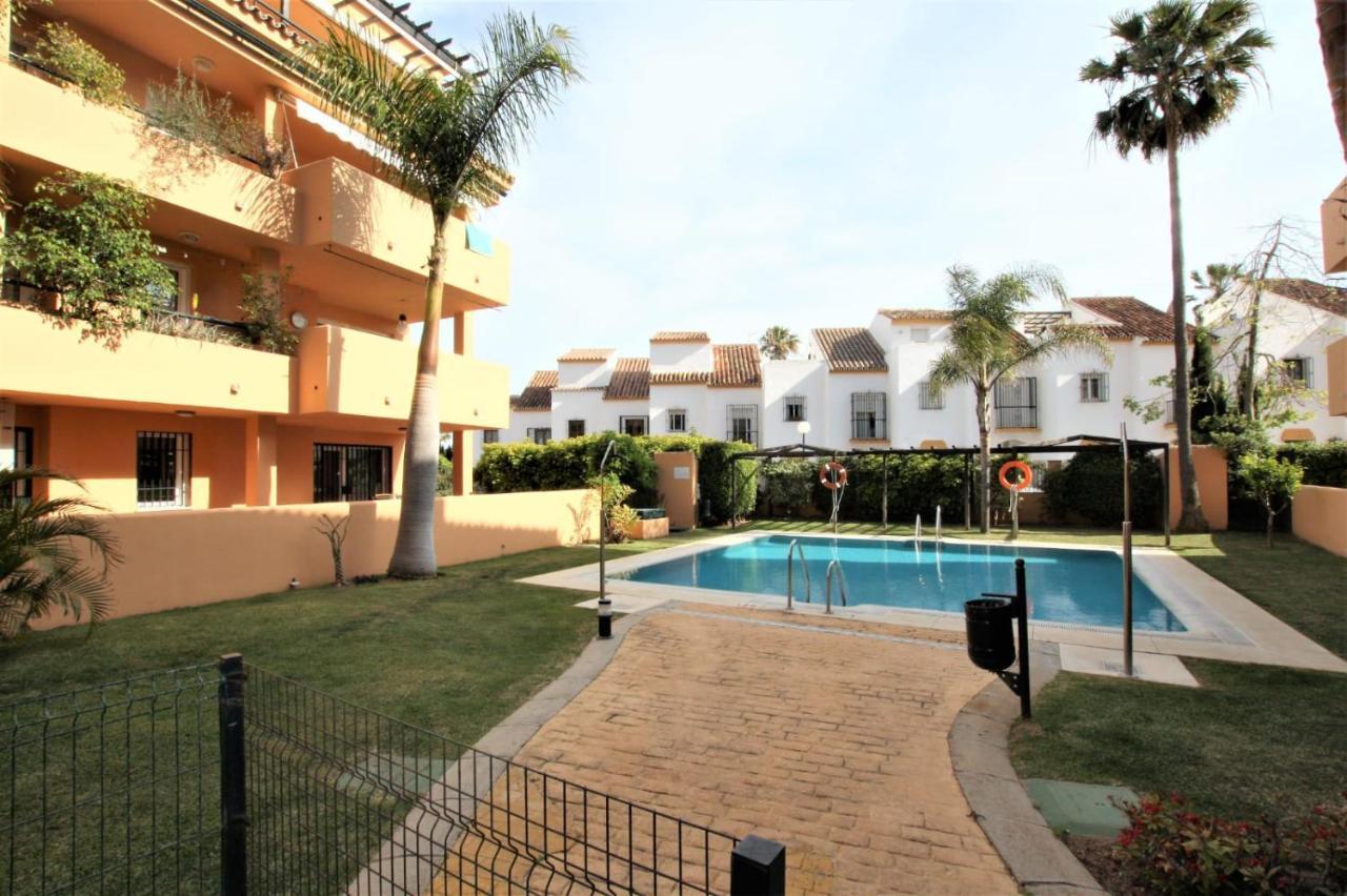 Apartamento Beachfront La Jacaranda Marbella Eksteriør billede